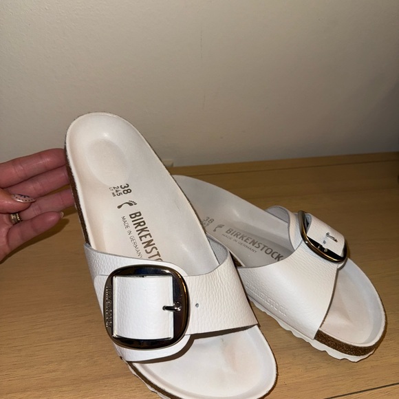 Birkenstock Women's White Sandals - Picture 2 of 7